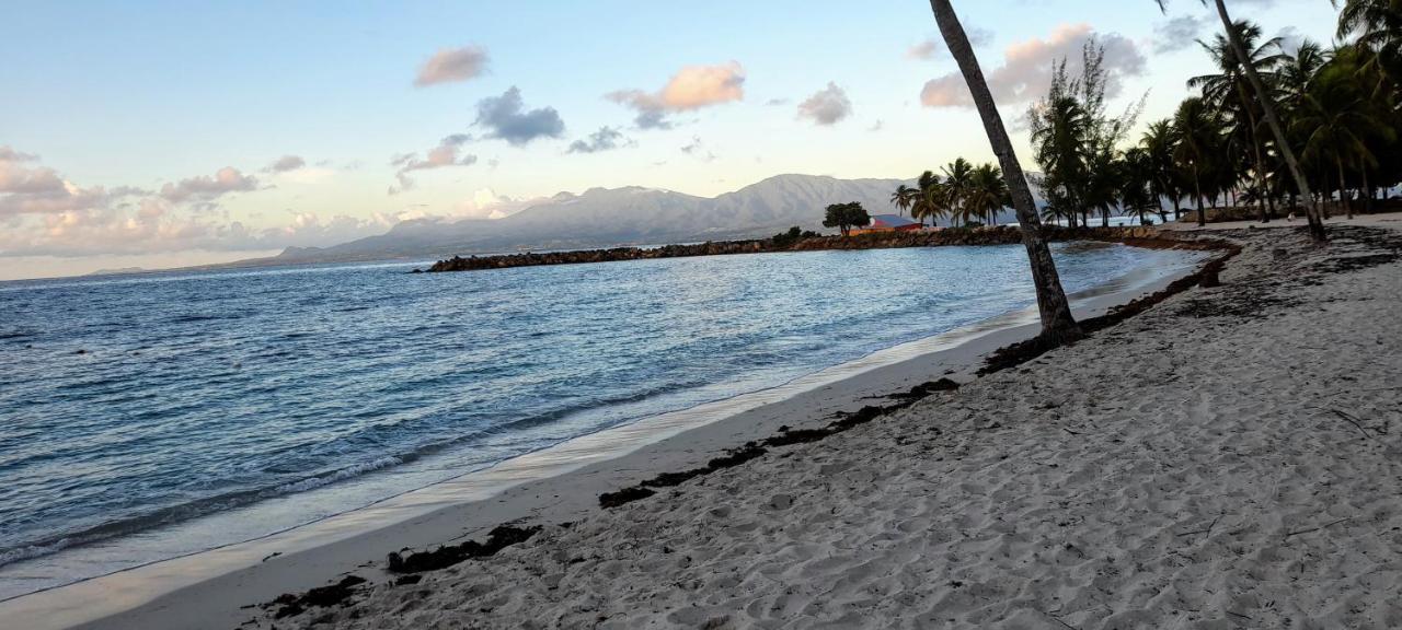 Appartamento Studio pieds dans l'eau Le Gosier  Esterno foto